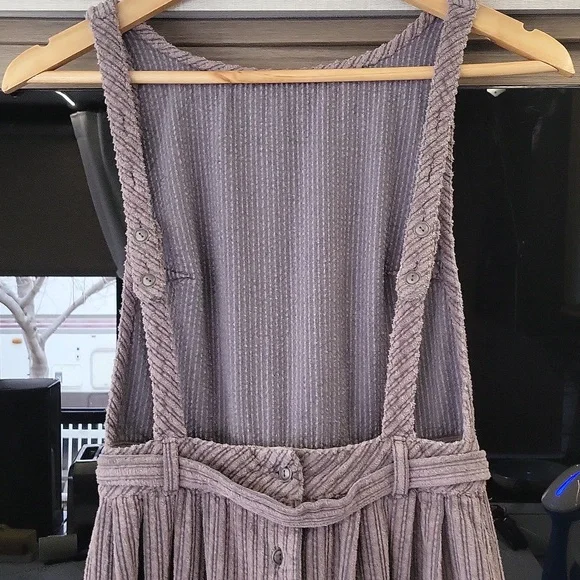 "WILL BE GONE SOON)The other side", "Courderoy midi dress"🩶 - Picture 11 of 17